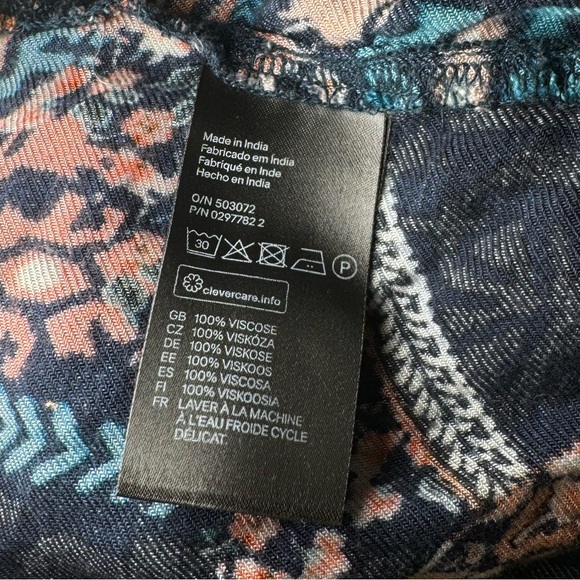 H&M Floral Patterned Long Sleeve Long Blouse Women’s 8 - Picture 6 of 7